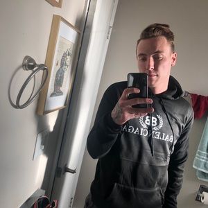 Meet your Posher, Mackenzie